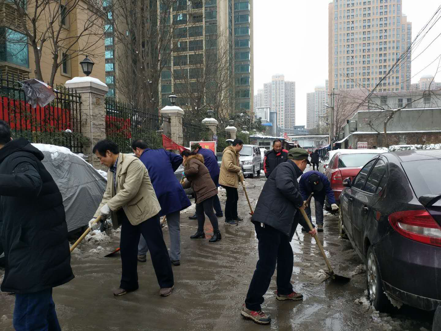 “以雪为令，御雪奋战” 西安工业投资集团再行动